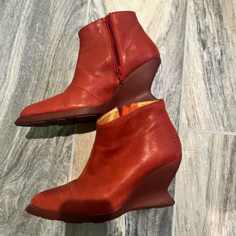 fluevog the jitters platform/wedge booties